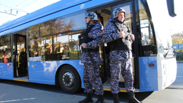 Росгвардейцами задержан злоумышленник, напавший на водителя троллейбуса в Севастополе