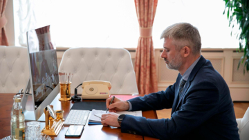 Евгений Дитрих рассказал о принципах обновления общественного транспорта в регионах