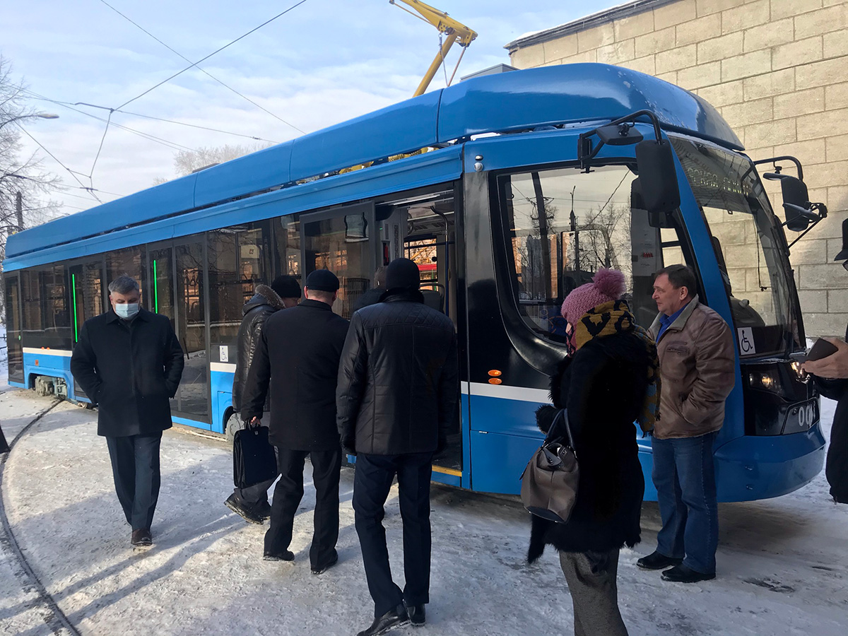 В Челябинске прошла презентация трамвая УКВЗ 71-628