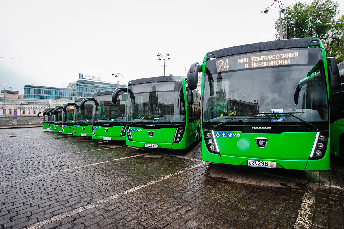Благодаря дорожному Нацпроекту автопарк Екатеринбурга пополнился новыми автобусами